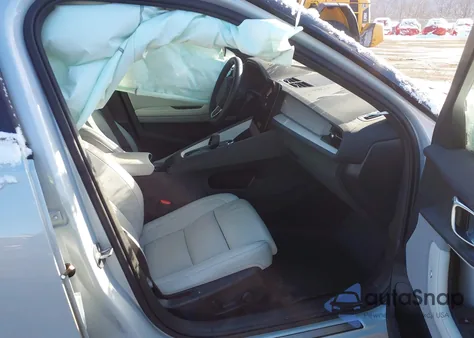 2023 Polestar 2 Long Range Dual Motor/Long Range Dual Motor Plus z USA, uszkodzony, nr VIN YSMED3KA5PL121797